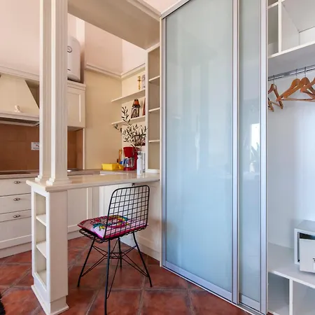 Apartment Lux M & A