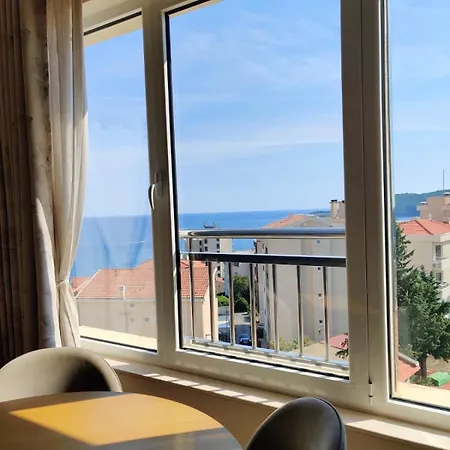 Lux M & A Budva